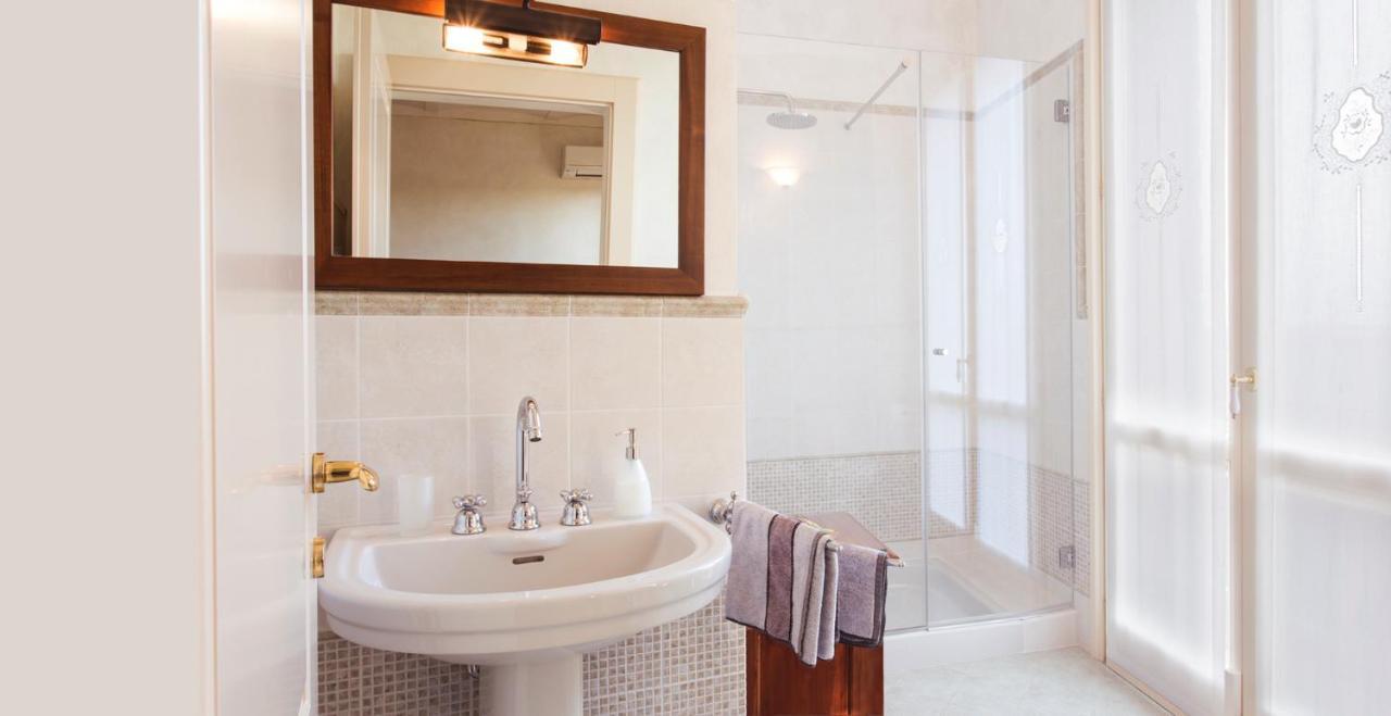 B&B Residence Il Ciliegio , Via Villa Superiore 93 Luzzara Судзара Экстерьер фото